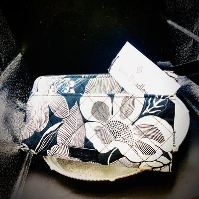 Vera Bradley Bedford Blooms Card Case