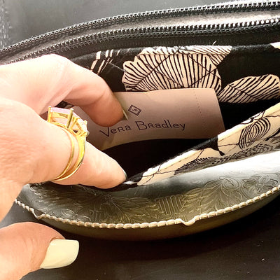 Vera Bradley Bedford Blooms Card Case